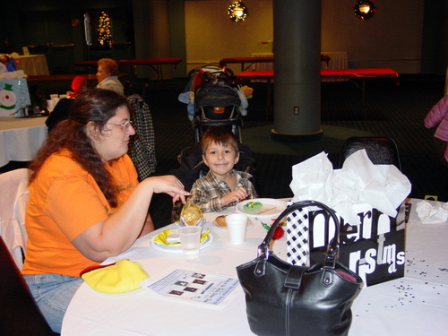 ./Gallery/XmasChildren12-13-09/DSC04902.JPG