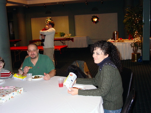 ./Gallery/XmasChildren12-13-09/DSC04904.JPG