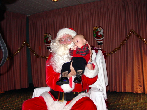 ./Gallery/XmasChildren12-13-09/DSC04924.JPG