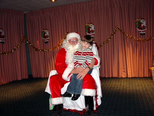 ./Gallery/XmasChildren12-13-09/DSC04931.JPG